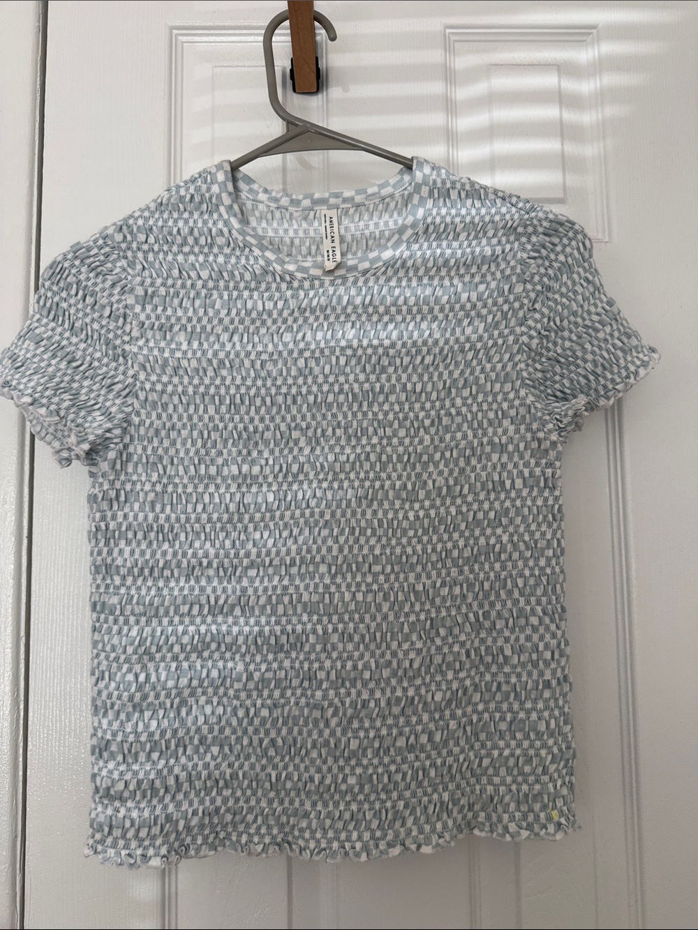 American Eagle Outfitters Light Blue Textured Short Sleeve Tee